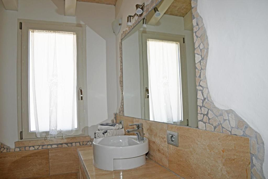 La casa di Ziu Menicu Villa Cannigione Exterior foto
